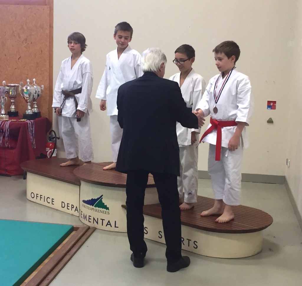 médaille de bronze en kata pour le blagnac karaté